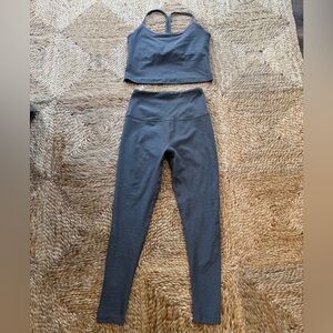 Beyond Yoga earthy green set